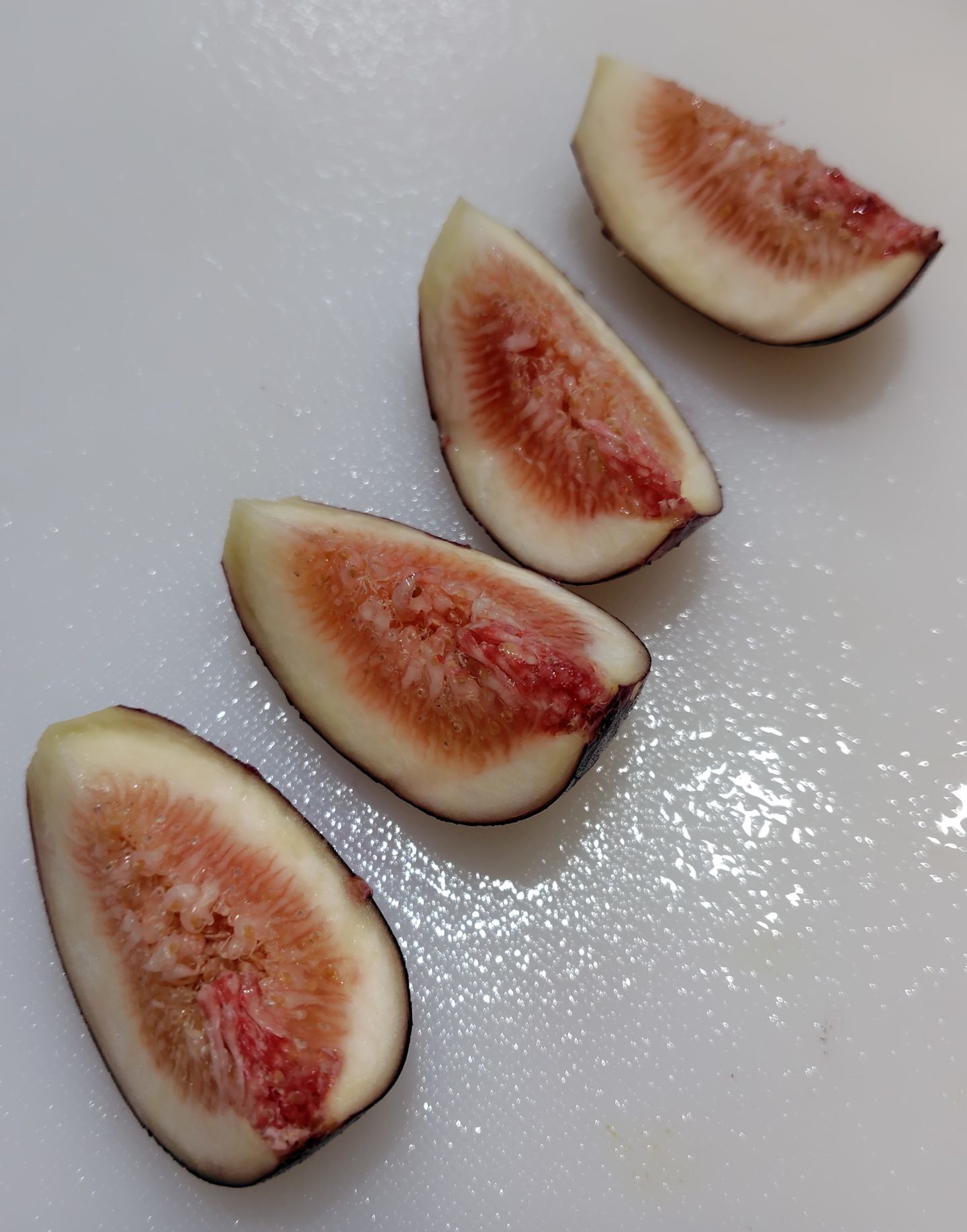 イチジク ドーフィン カット